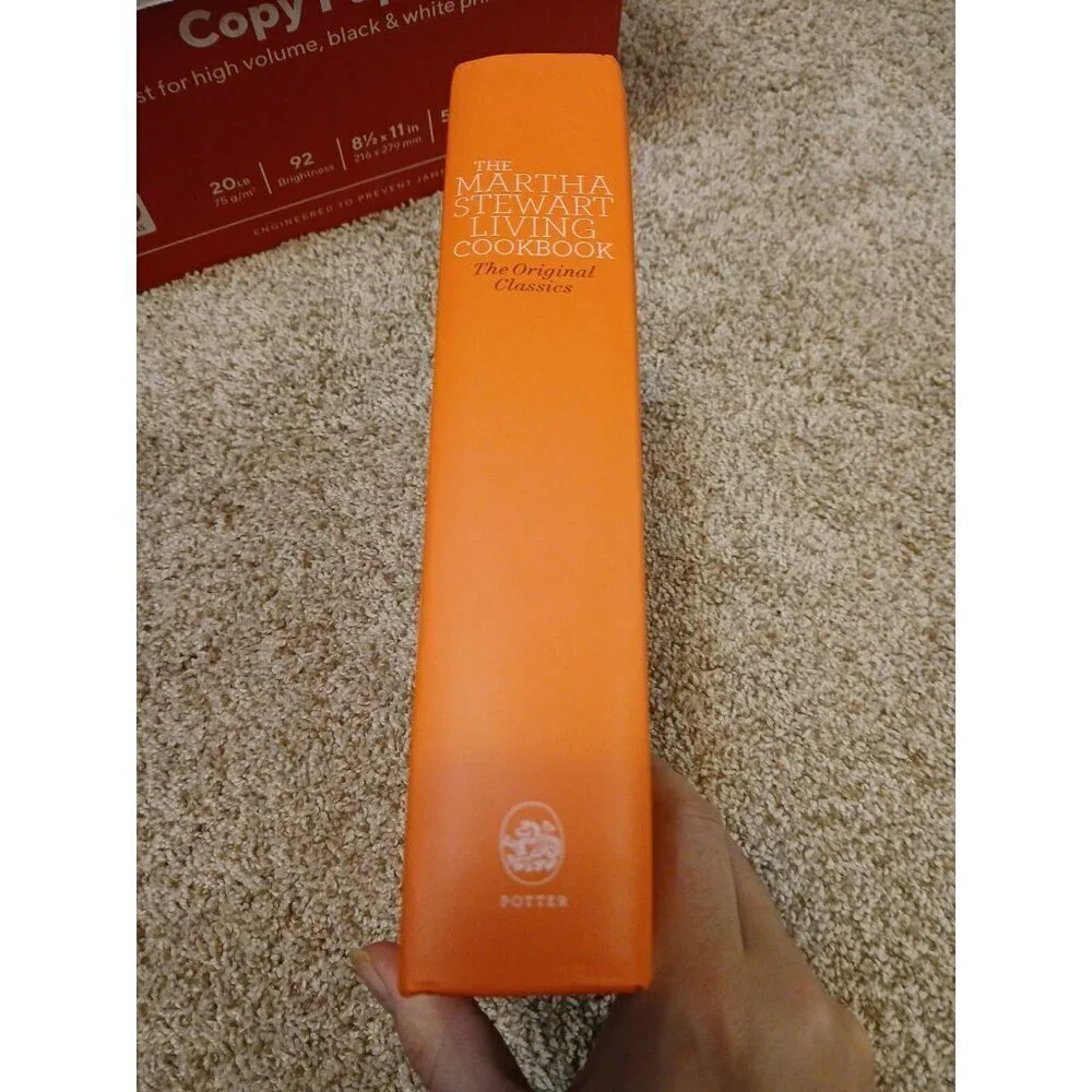The‎ Martha Stewart Living Cookbook The Original Classics C. 2007